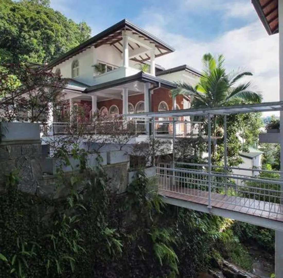 Hotel Kuwera Kandy